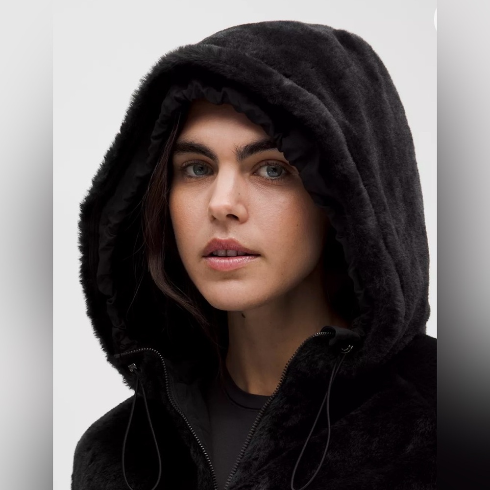 Lululemon Faux Fur Full-Zip Hoodie (M) - Picture 8 of 10